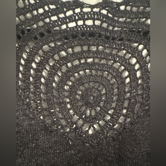 Black Sleeveless Deep V Neck Crochet Knit Tunic Vertigo Paris Large - Picture 3 of 5